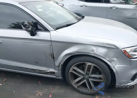 2019 Audi A3 40 Premium/40 Titanium Premium из США, поврежденный, VIN WAUAUGFF4KA098943